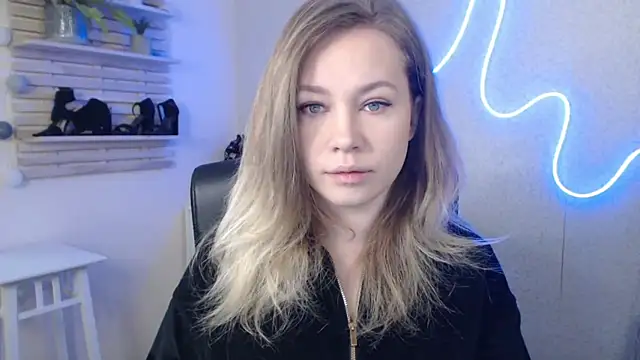 holly xglam online show from January 24, 3:22 am