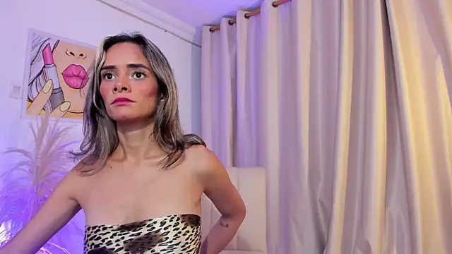 SkiinnyAna online show from April 28, 7:30 pm