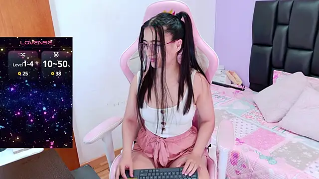 Snapshot of im-eliza chatting on December 28, 11:52 am im-eliza online show from December 28, 11:52 am