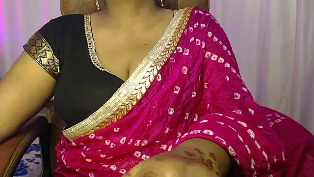 Snapshot of Prita07 chatting on November 4, 11:20 am Prita07 online show from November 4, 11:20 am