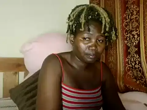 Snapshot of Sexxy_pretty24 chatting on February 6, 7:29 pm Sexxy pretty24 online show from February 6, 7:29 pm
