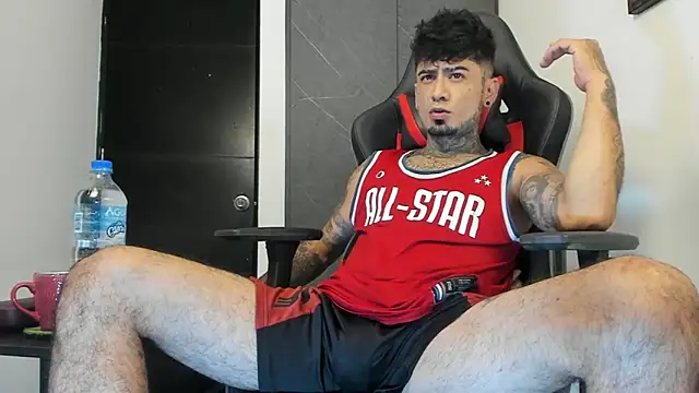 Snapshot of sergiio_mesa27 chatting on January 7, 11:45 pm sergiio mesa27 online show from January 7, 11:45 pm