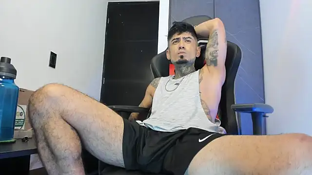 Snapshot of sergiio_mesa27 chatting on February 28, 3:37 am sergiio mesa27 online show from February 28, 3:37 am