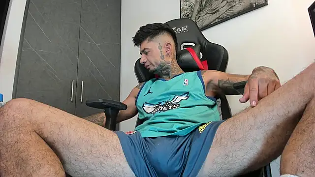 Snapshot of sergiio_mesa27 chatting on September 14, 12:10 am sergiio mesa27 online show from September 14, 12:10 am