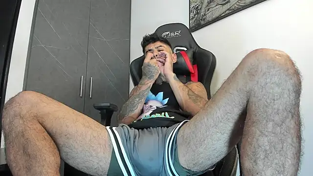 Snapshot of sergiio_mesa27 chatting on September 30, 12:48 am sergiio mesa27 online show from September 30, 12:48 am