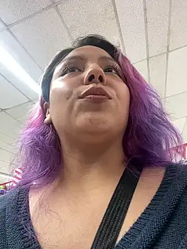 PurpleHaze17 online show from December 4, 2:09 am