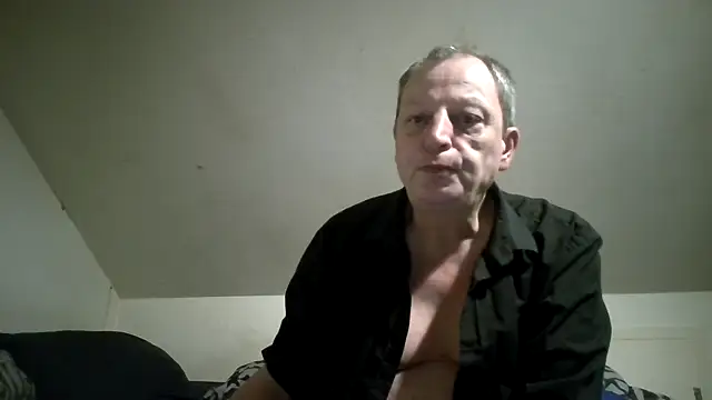 chubbybear2cum online show from April 11, 11:42 pm