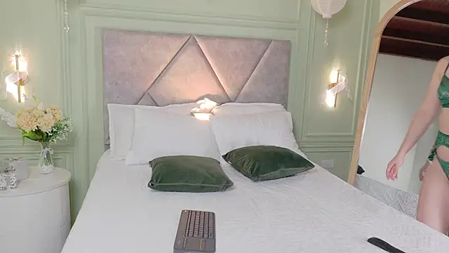  Miss Kimm online show from January 10, 11:56 am