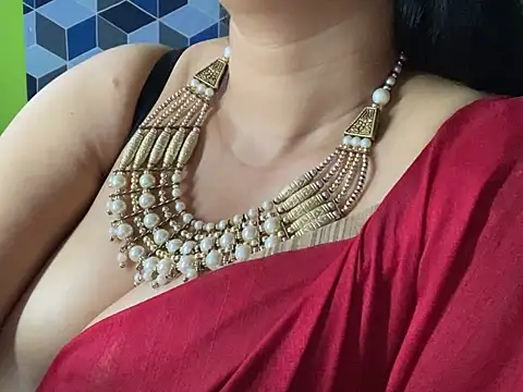 Aishwarya 101  online show from February 1, 10:34 pm