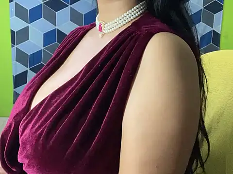 Aishwarya 101  online show from February 4, 6:14 am