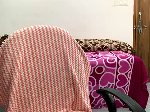 Aishwarya 101  online show from December 3, 2:30 am