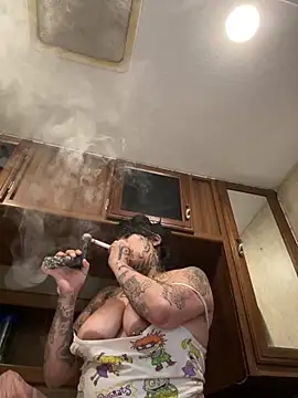 Lilbabbby online show from January 2, 4:13 pm