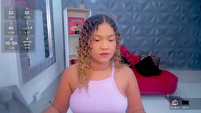 Cristal War online show from November 12, 10:20 pm