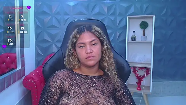 Cristal War online show from April 21, 1:42 am