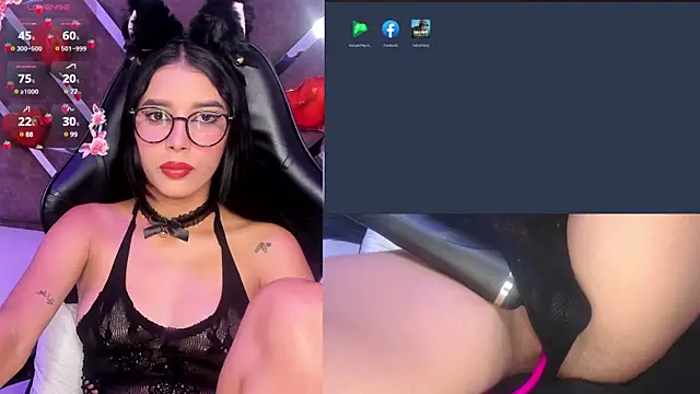 SweetieCloe  online show from February 20, 8:25 pm