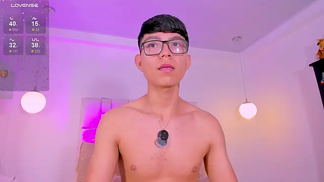 CodyTwink online show from April 19, 10:36 am