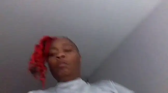 Snapshot of AllLeggs chatting on March 18, 2:37 pm AllLeggs online show from March 18, 2:37 pm