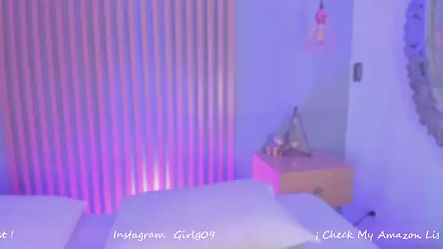 aisha h  online show from September 17, 8:43 pm