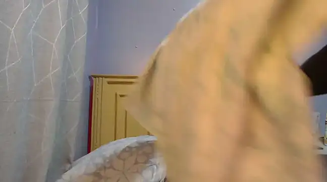 Snapshot of Kim_nasty chatting on December 10, 5:44 pm Kim nasty online show from December 10, 5:44 pm