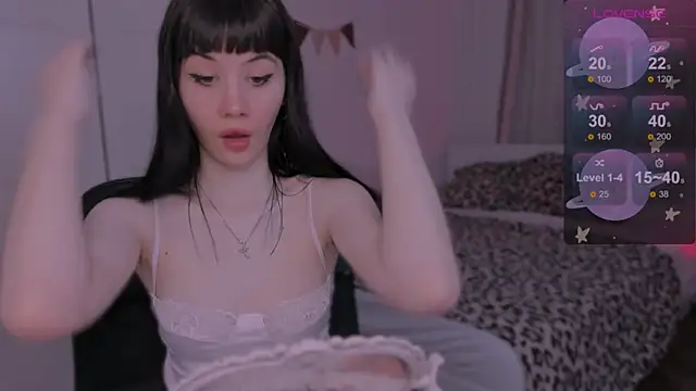 CoddleWeeper  online show from March 17, 8:07 am