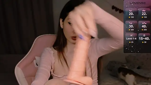 CoddleWeeper  online show from November 25, 10:48 am