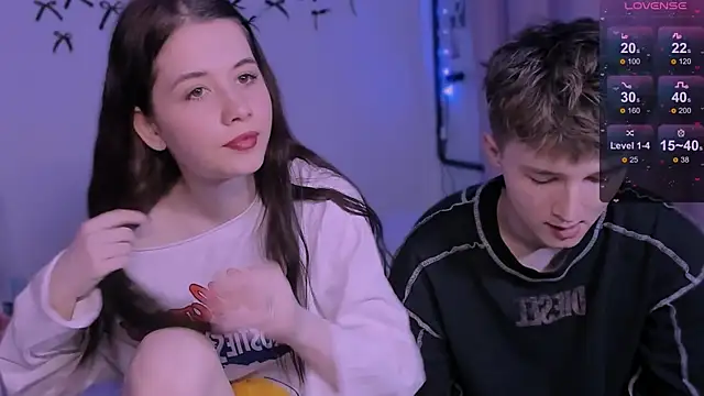 CoddleWeeper  online show from March 1, 3:47 pm