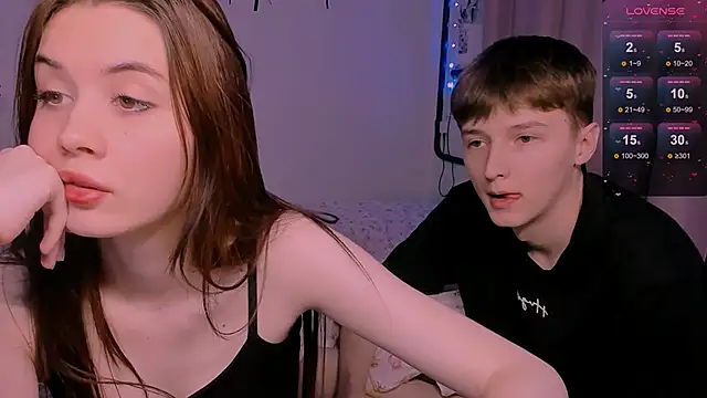 CoddleWeeper  online show from April 21, 2:45 pm