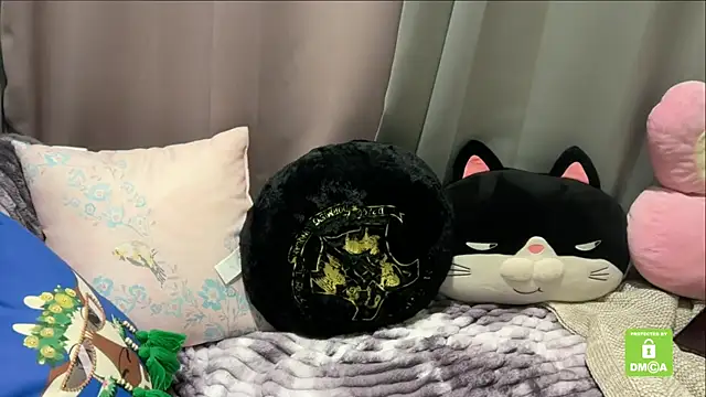 Unique-Beauty online show from November 3, 2:51 pm