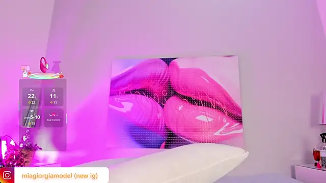 Miagiorgia  online show from March 25, 6:36 pm