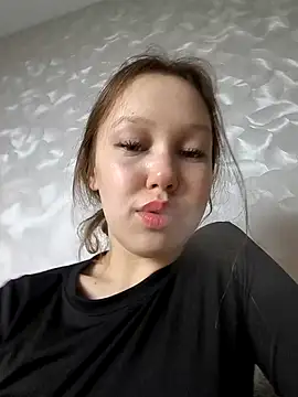 Snapshot of _AnMiss_ chatting on May 9, 4:34 pm AnMiss online show from May 9, 4:34 pm
