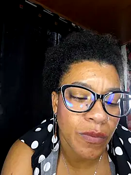 Selket11 online show from March 2, 11:18 am