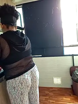 Selket11 online show from October 2, 4:03 pm