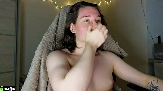 MoreRealAlex online show from February 9, 3:27 pm