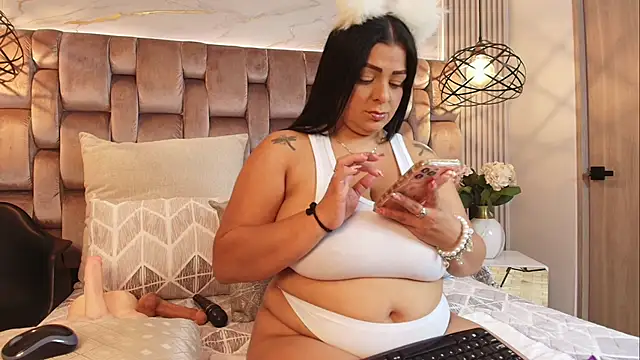 Snapshot of JenSexy_ chatting on September 25, 7:06 pm JenSexy  online show from September 25, 7:06 pm