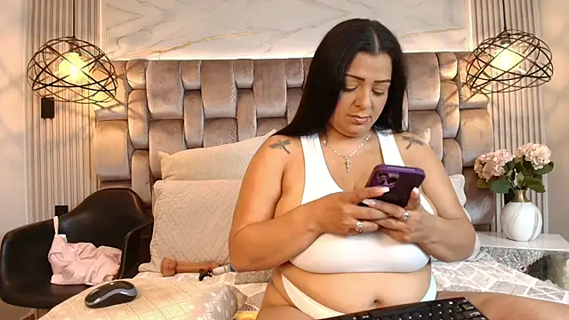 JenSexy  online show from December 17, 7:20 pm