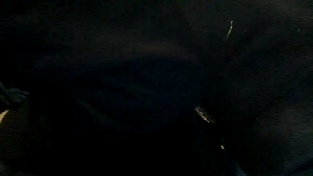 Snapshot of robeaulieu02 chatting on January 14, 2:01 pm robeaulieu02 online show from January 14, 2:01 pm