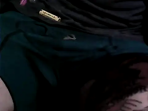 Snapshot of robeaulieu02 chatting on February 22, 8:57 am robeaulieu02 online show from February 22, 8:57 am