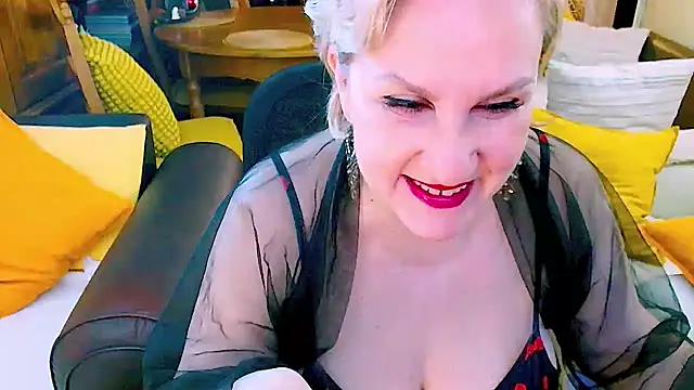 GattonaBiondona online show from February 16, 8:54 am