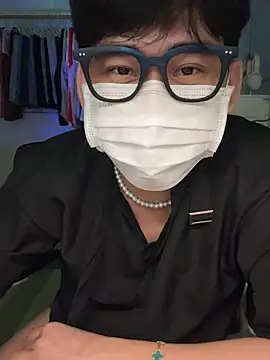 Snapshot of MinhTuanLive chatting on March 18, 7:31 pm MinhTuanLive online show from March 18, 7:31 pm