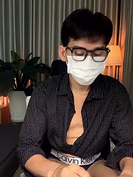 Snapshot of MinhTuanLive chatting on February 10, 6:17 am MinhTuanLive online show from February 10, 6:17 am