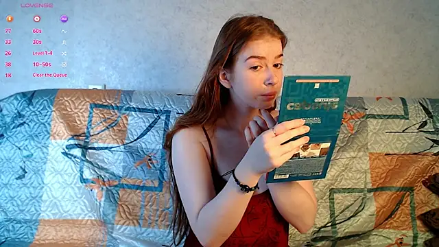 Snapshot of KatalinaAmore chatting on October 16, 3:13 pm KatalinaAmore online show from October 16, 3:13 pm