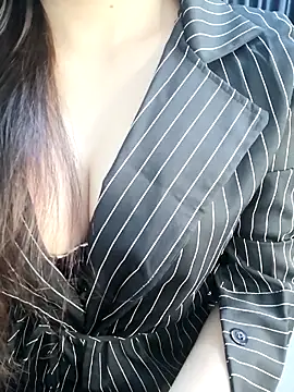  Linez  online show from January 7, 5:37 pm