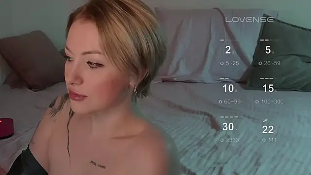 kris69kiss online show from February 8, 3:31 pm