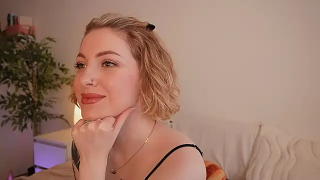 kris69kiss online show from March 27, 1:33 pm