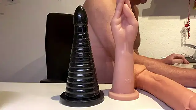 Geilerjung69 online show from November 15, 6:59 pm