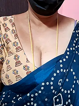 ananya956 online show from September 30, 3:50 pm