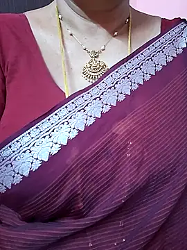 Snapshot of ananya956 chatting on July 23, 2:31 am ananya956 online show from July 23, 2:31 am