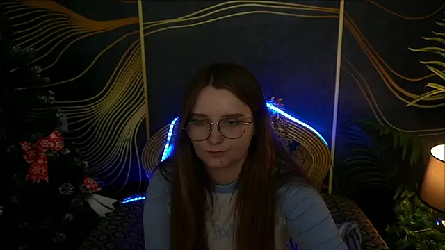 MagicPeachh  online show from January 1, 6:49 pm