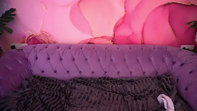 MagicPeachh  online show from November 21, 6:56 am