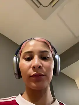 Ramona Flower online show from March 1, 8:10 pm